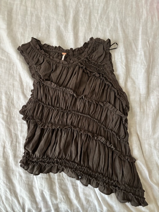 Free People Tops - Free People Brown Ruffled Sleeveless Top